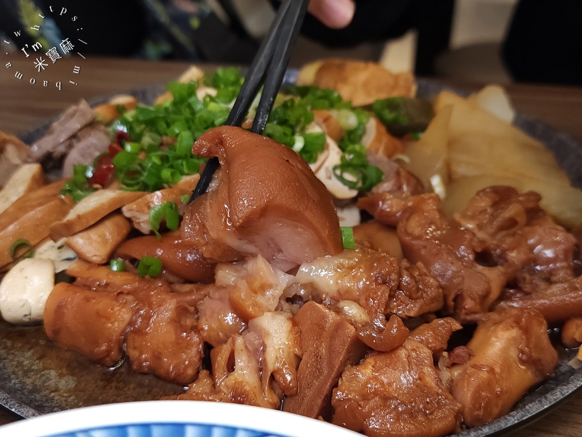 東引快刀手 中和店｜四號公園旁必吃牛肉麵、銷魂滷味！捷運永安市場站美食新選擇