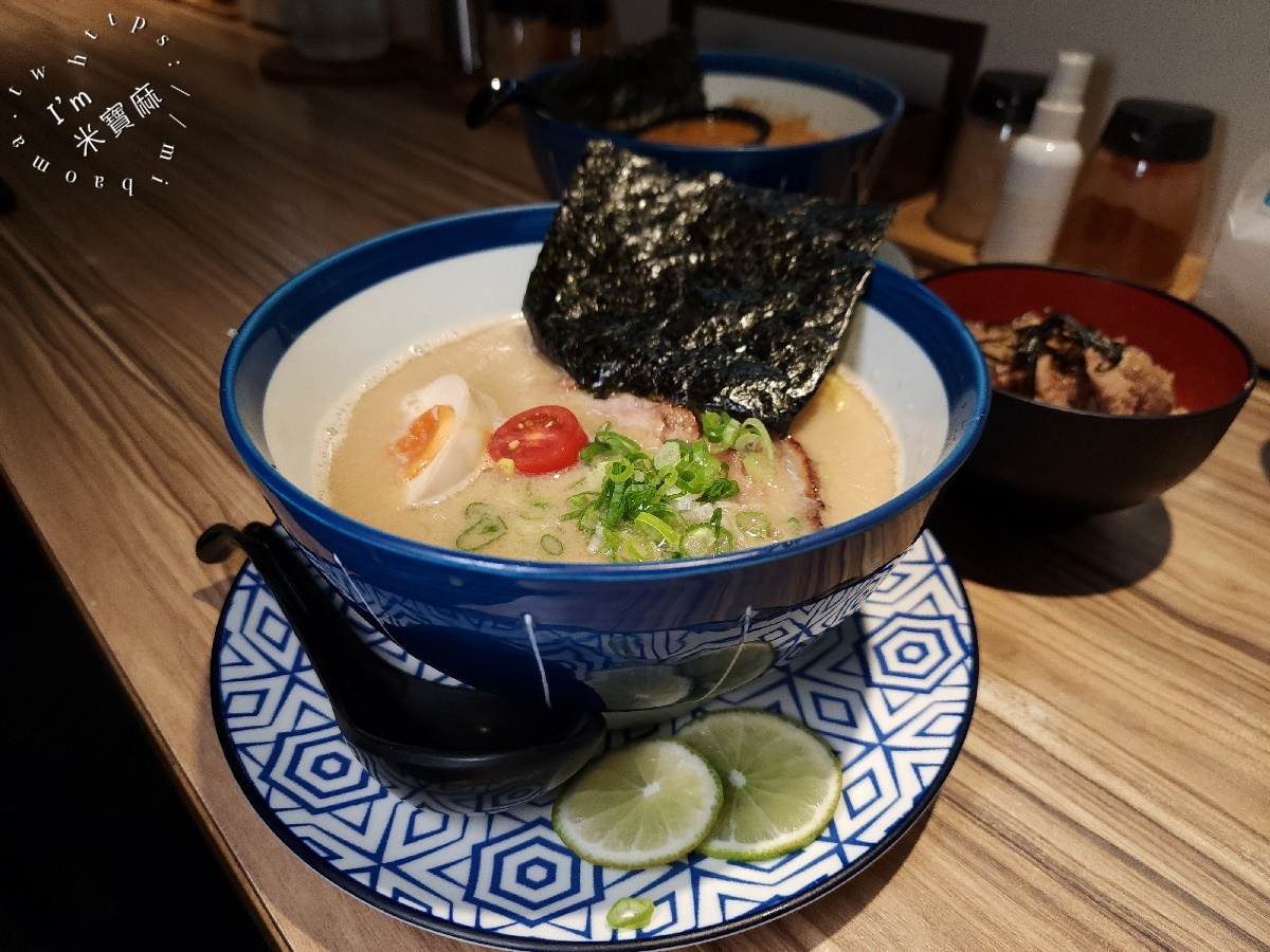 Hiro’s らぁ麵Kitchen 新店店｜捷運大坪林站美食推薦：正宗福岡豚骨拉麵，免費加麵一次讓你幸福飽