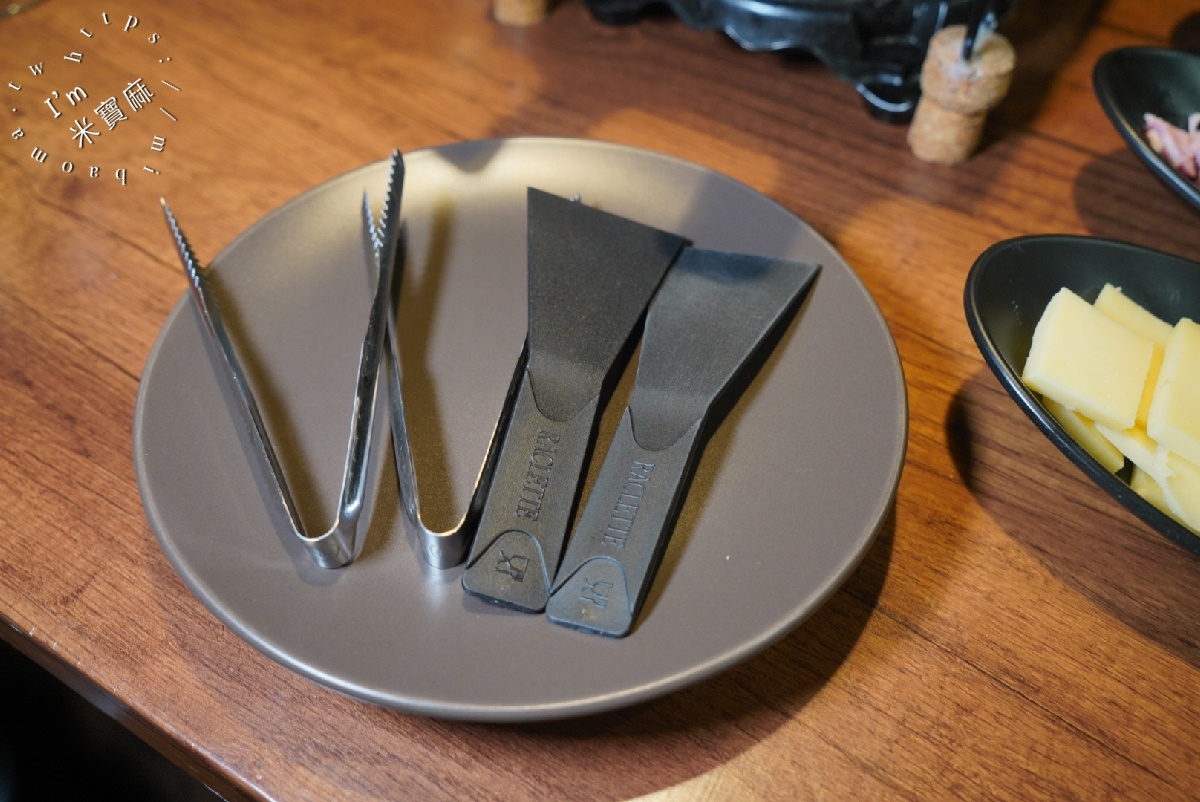 Le Puzzle Creperie & Bar 法式薄餅小酒館｜板橋早午餐，哈克雷起司鍋邊烤邊吃超療癒，還有道地蕎麥鹹薄餅與甜點的味蕾探險