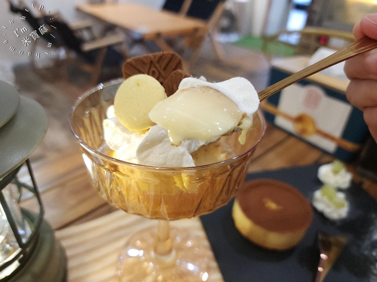 兩喜布丁蛋糕甜點｜板橋美食，露營風咖啡廳：免曬太陽、甜點冠軍級，寵物友善！