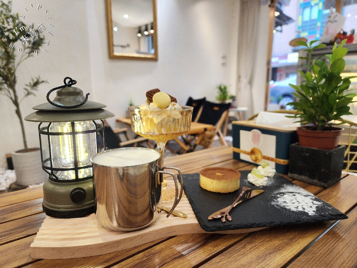 兩喜布丁蛋糕甜點｜板橋美食，露營風咖啡廳：免曬太陽、甜點冠軍級，寵物友善！