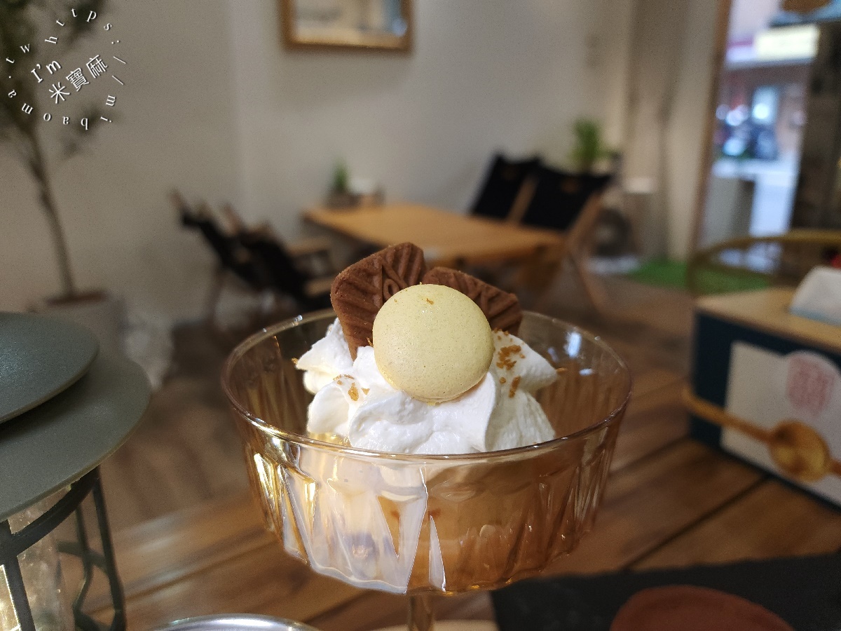 兩喜布丁蛋糕甜點｜板橋美食，露營風咖啡廳：免曬太陽、甜點冠軍級，寵物友善！