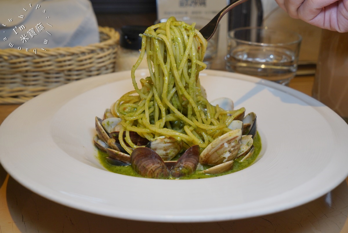 NEVERLAND Bakery Cafe|南港義大利麵,不只多口味義麵燉飯,還有戰斧豬排與烘焙甜點的味蕾探險! NEVERLAND Bakery Cafe|南港義大利麵,不只多口味義麵燉飯,還有戰斧豬排與烘焙甜點的味蕾探險!