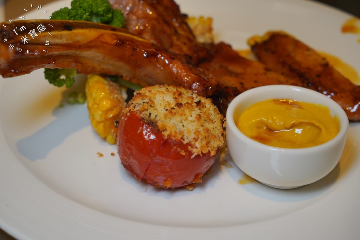 NEVERLAND Bakery Cafe|南港義大利麵,不只多口味義麵燉飯,還有戰斧豬排與烘焙甜點的味蕾探險! NEVERLAND Bakery Cafe|南港義大利麵,不只多口味義麵燉飯,還有戰斧豬排與烘焙甜點的味蕾探險!