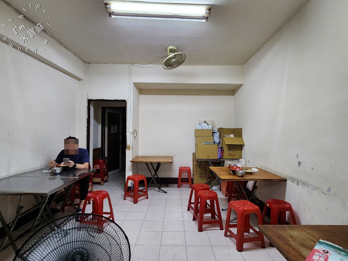 石記惠國飯麵店｜新店美食，在地人激推炒飯炒麵，好吃到讓你秒變鐵粉