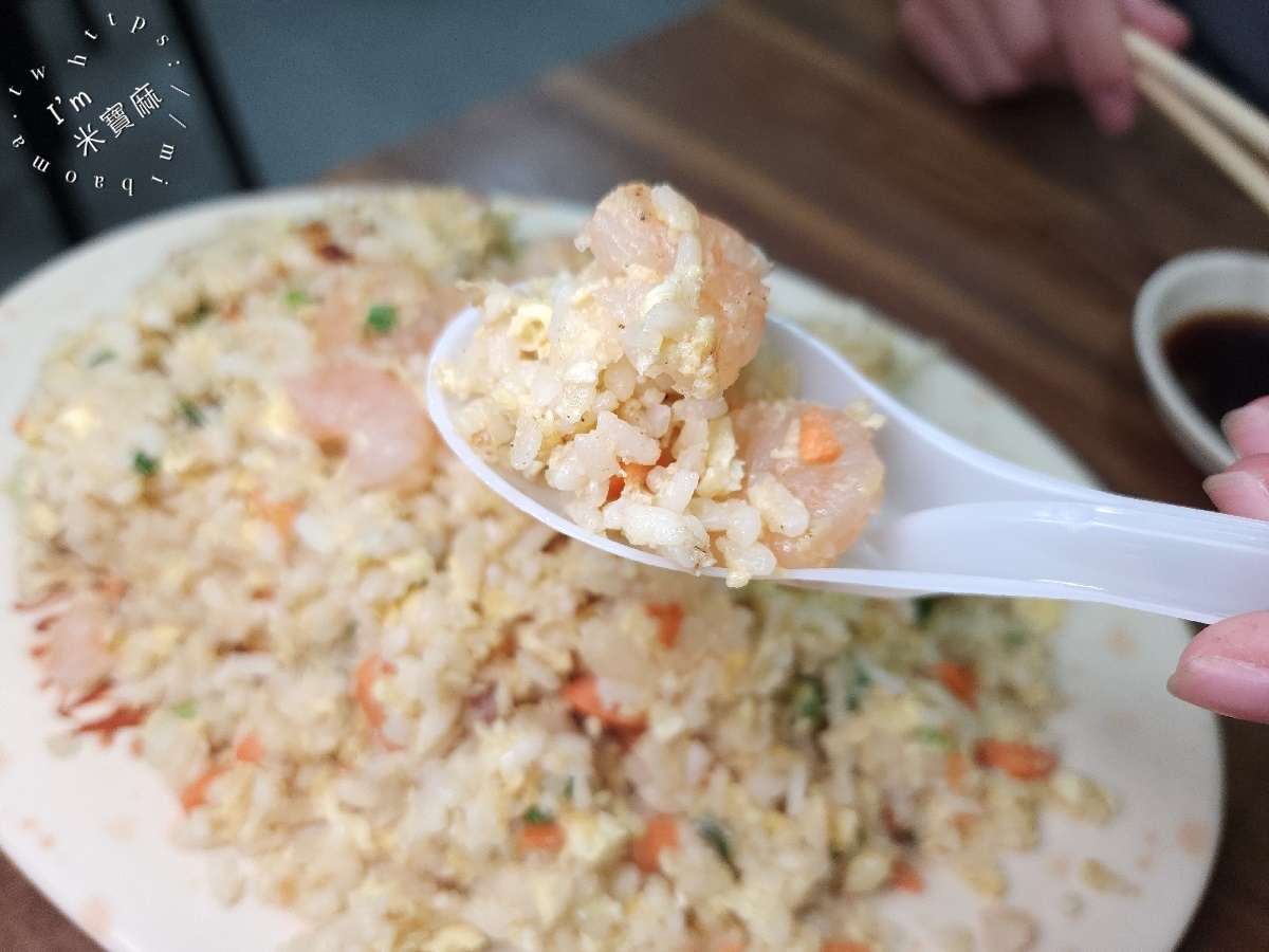 蘇記餃子館｜西門町美食，巷弄裡的銷魂水餃、炒飯、熱炒一網打盡！