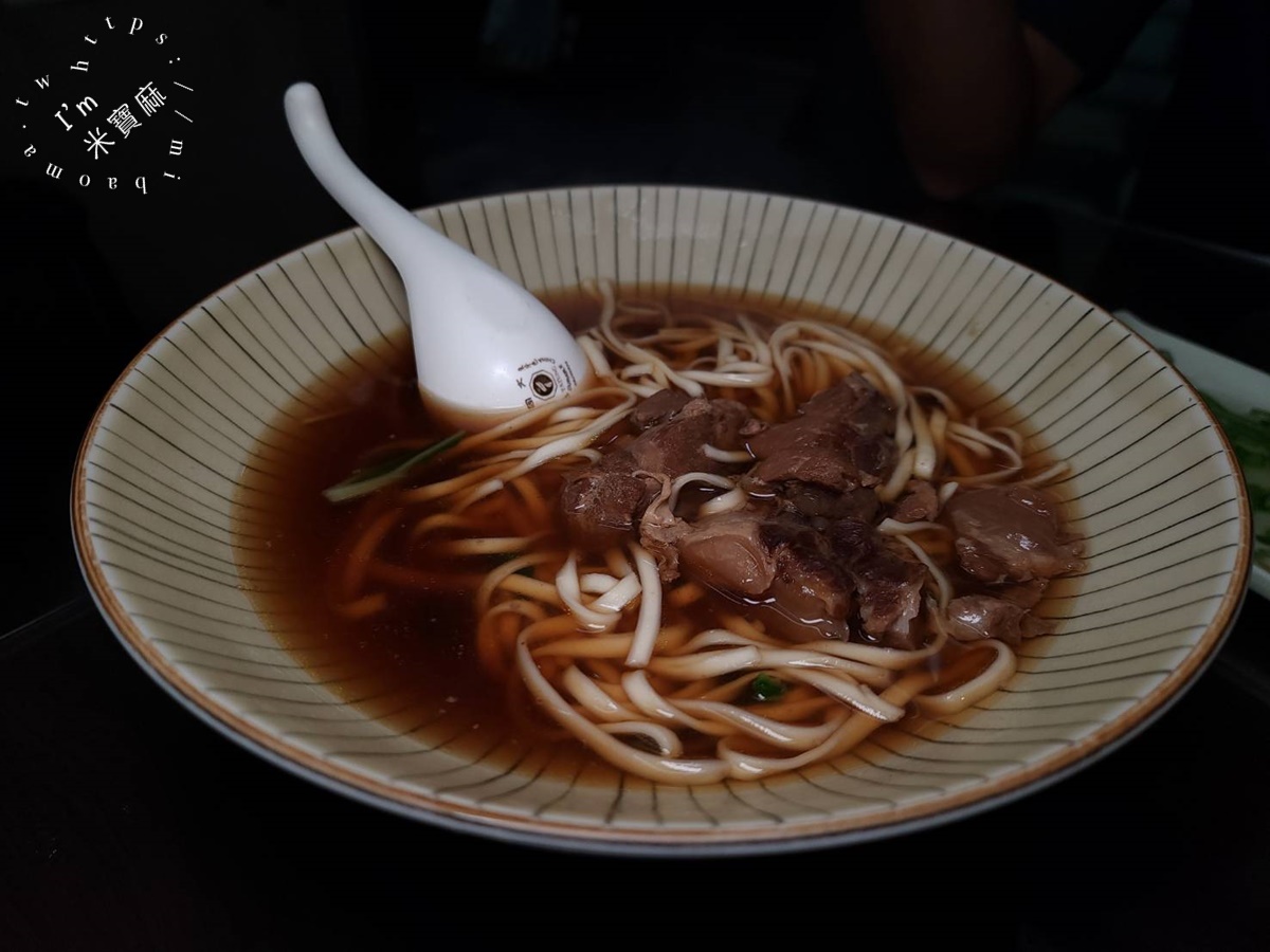 祥發麵食館|板橋美食,老字號麵館,豬軟骨麵、特色蔬菜麵一次攻略! 祥發麵食館|板橋美食,老字號麵館,豬軟骨麵、特色蔬菜麵一次攻略!