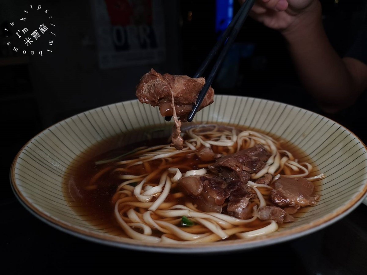 祥發麵食館|板橋美食,老字號麵館,豬軟骨麵、特色蔬菜麵一次攻略! 祥發麵食館|板橋美食,老字號麵館,豬軟骨麵、特色蔬菜麵一次攻略!