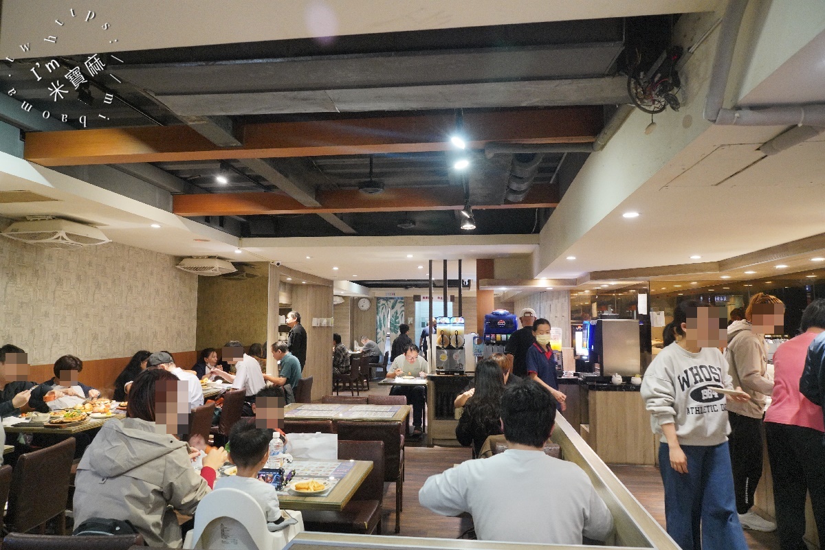 一水創意牛排 板橋店｜板橋牛排館，300元起讓你爽嗑排餐、無限自助吧！讓你飽到天邊去！