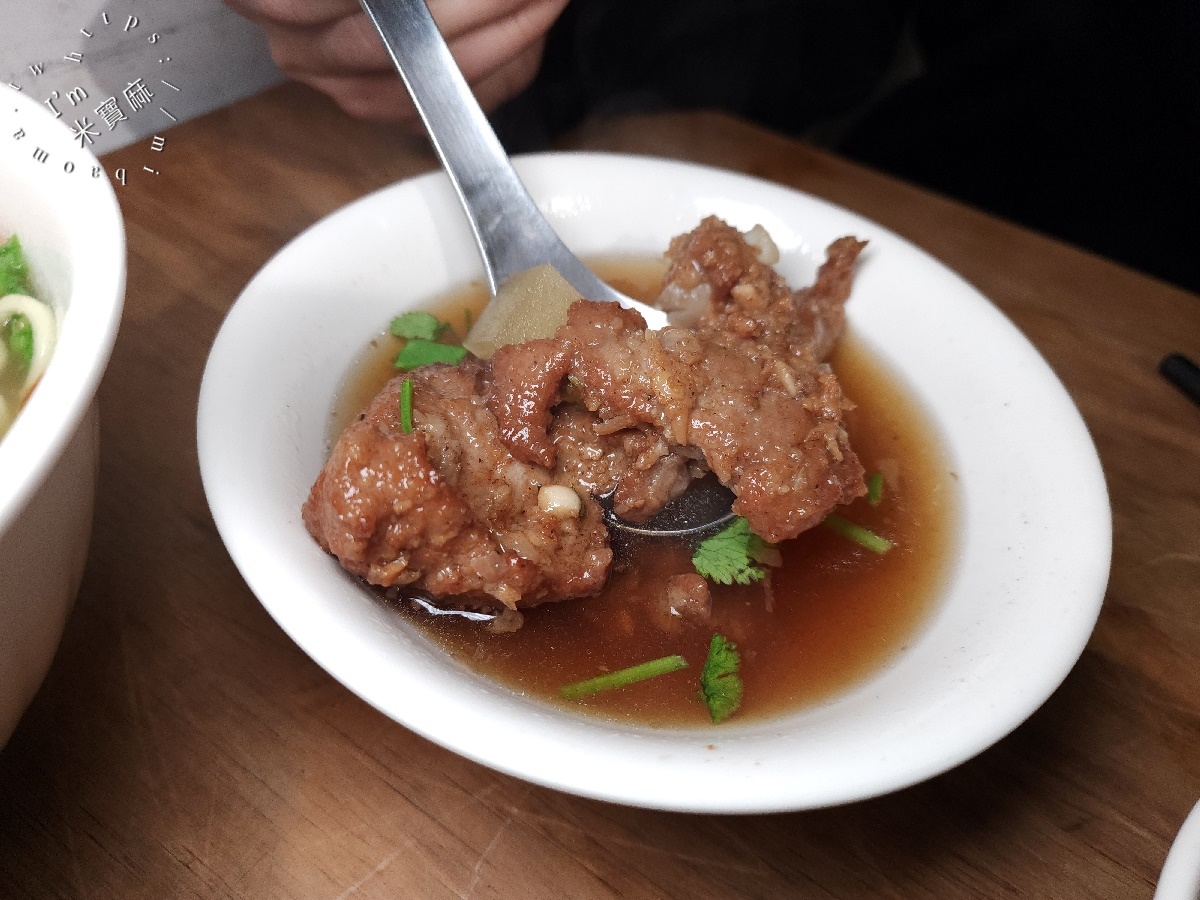 北北車魯肉飯｜台北車站美食，經典滷肉飯、排骨酥湯，平價古早味小吃推薦
