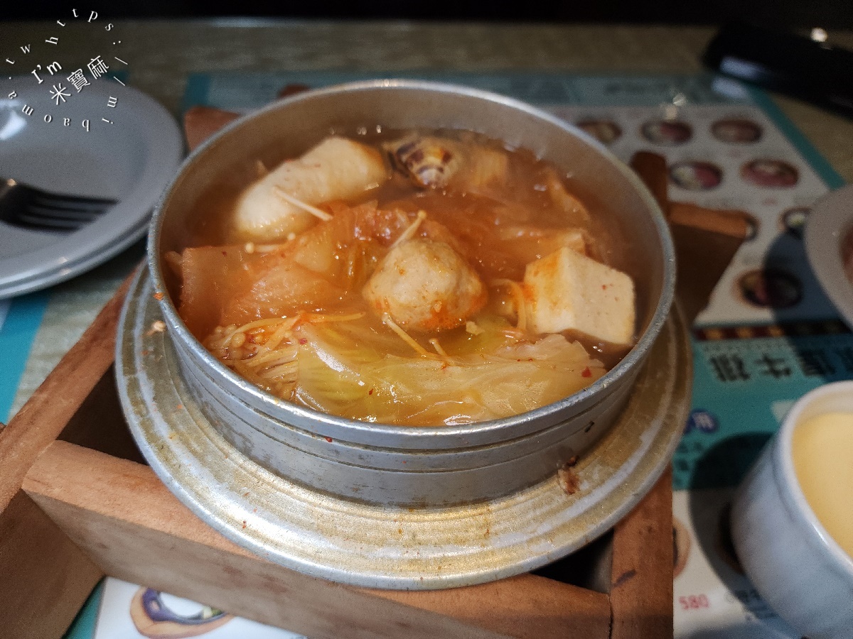 家堤牛排館｜三重牛排吃到飽，自助吧無限續：麻辣燙、滷味、小火鍋、剉冰、巧克力鍋全制霸