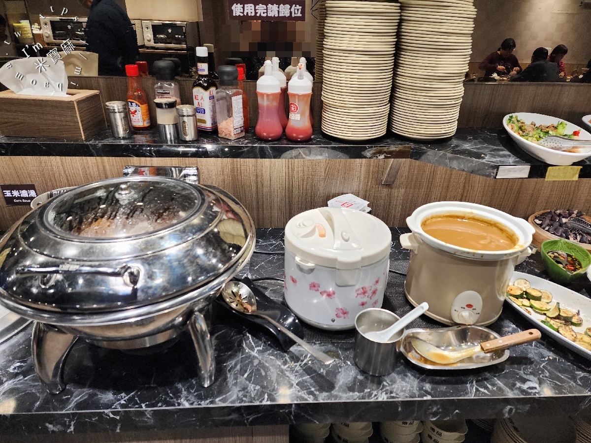 傳品牛排板橋店|牛排自助吧吃到飽,自助吧無限續,熱炒、炸物、海鮮讓你吃到撐! 傳品牛排板橋店|牛排自助吧吃到飽,自助吧無限續,熱炒、炸物、海鮮讓你吃到撐!