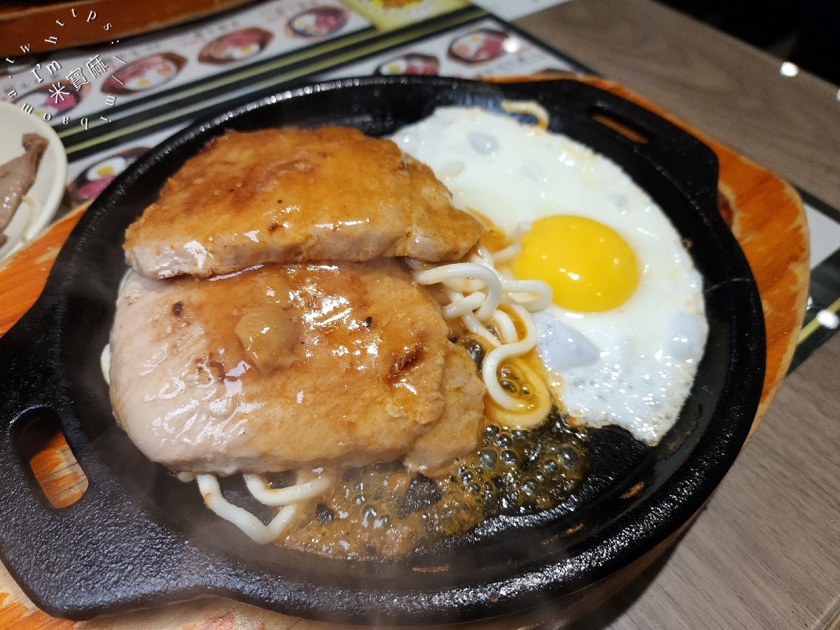 傳品牛排板橋店|牛排自助吧吃到飽,自助吧無限續,熱炒、炸物、海鮮讓你吃到撐! 傳品牛排板橋店|牛排自助吧吃到飽,自助吧無限續,熱炒、炸物、海鮮讓你吃到撐!