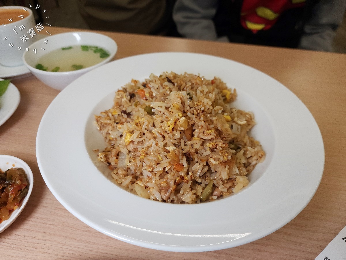 東枝 擺夷緬甸料理小吃店｜中和華新街美食，潔淨空間品味緬甸街的異國美味