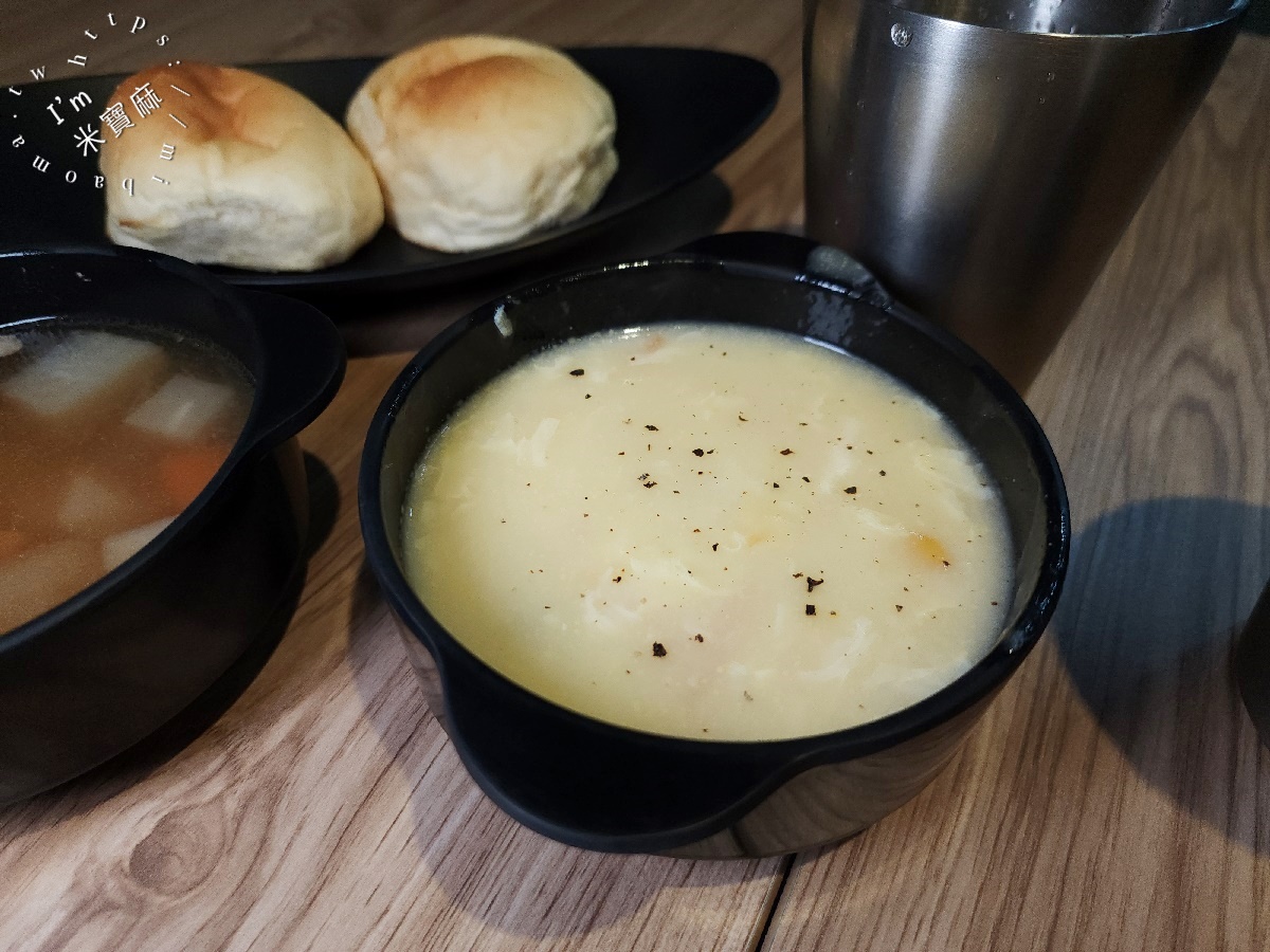 根牛棧STEAK｜板橋牛排，直火炙燒排餐，自助吧無限續用高CP值吃到飽！