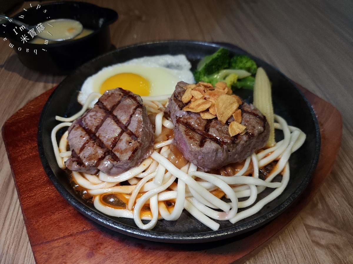 根牛棧STEAK｜板橋牛排，直火炙燒排餐，自助吧無限續用高CP值吃到飽！