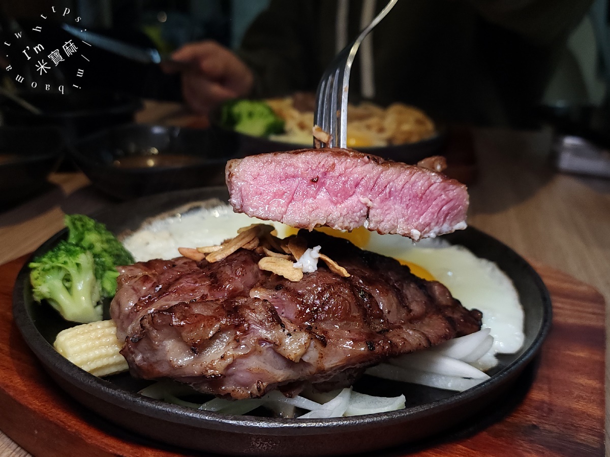 根牛棧STEAK｜板橋牛排，直火炙燒排餐，自助吧無限續用高CP值吃到飽！