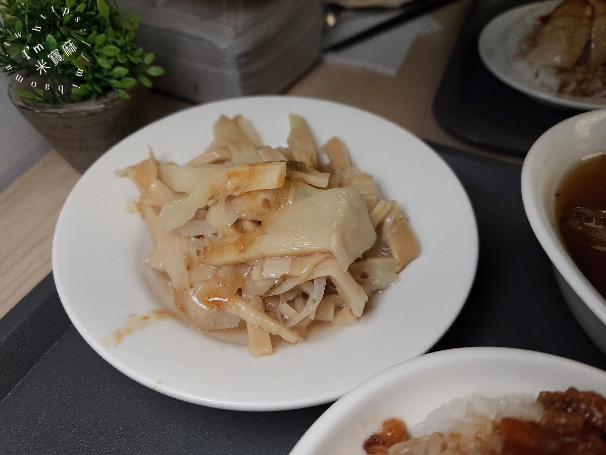 海山魯肉飯|板橋文青風排隊美食!銷魂魯肉飯、無骨雞肉飯,一吃上癮的古早味! 海山魯肉飯|板橋文青風排隊美食!銷魂魯肉飯、無骨雞肉飯,一吃上癮的古早味!