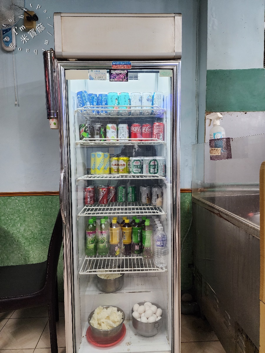 老王紅燒牛肉麵｜大安區美食，古亭站飄香40年眷村味！軟嫩牛肉＆麻醬乾麵必吃推薦