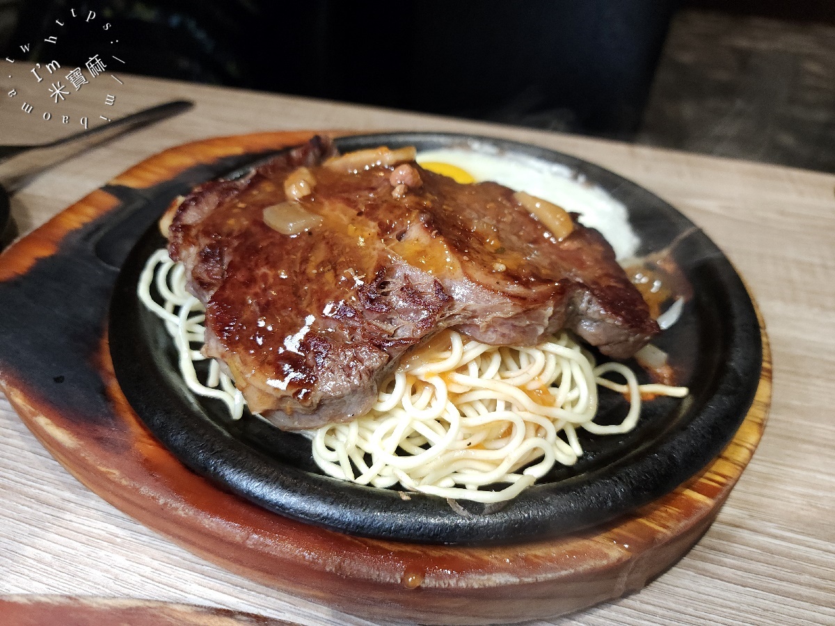 牛下來NEW STEAK｜板橋牛排自助吧吃到飽，多樣化自助吧、平價主餐，家庭聚餐新選擇