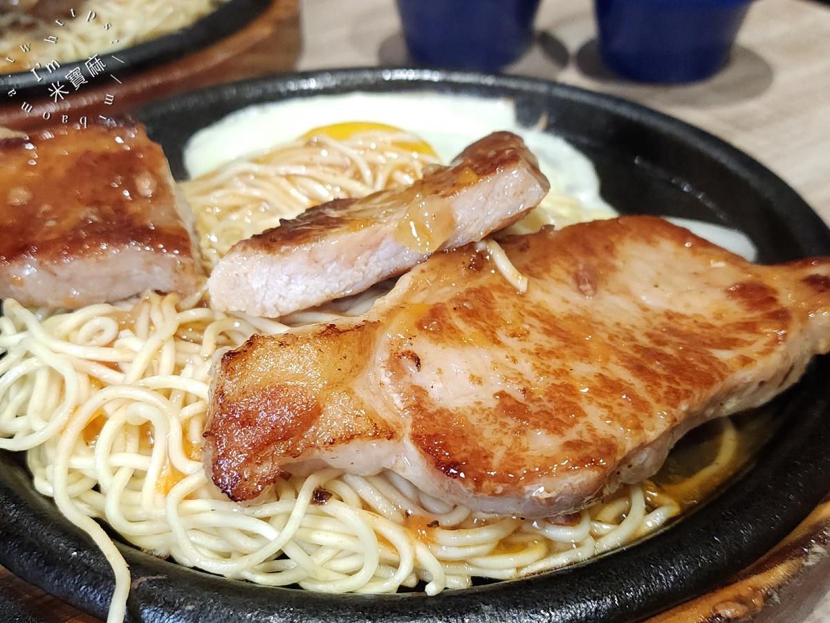 牛下來NEW STEAK｜板橋牛排自助吧吃到飽，多樣化自助吧、平價主餐，家庭聚餐新選擇