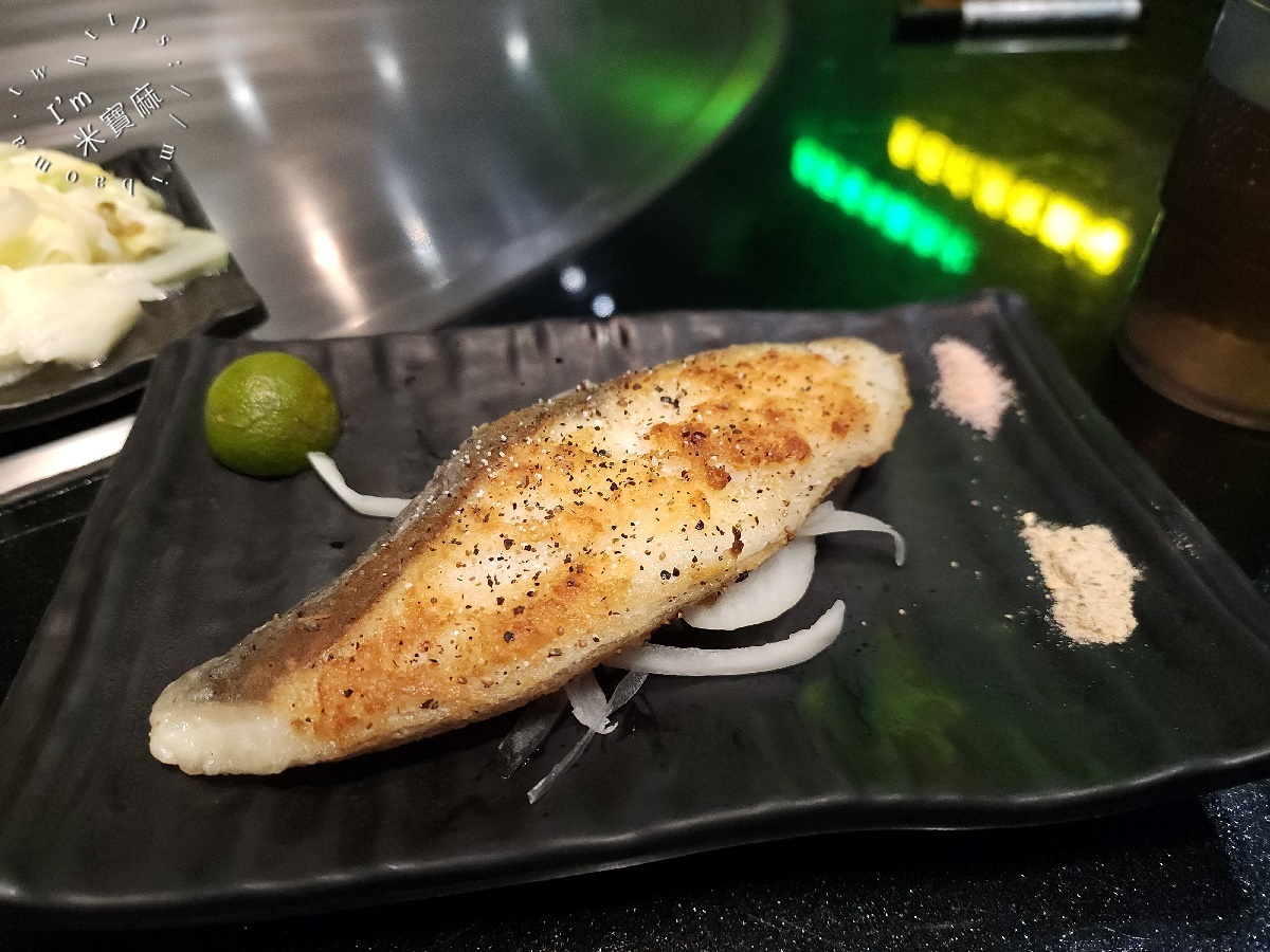 品豪鐵板燒｜中和廟口美食，平價鐵板燒首選！白飯湯飲吃到飽，加碼鱈魚神級美味！