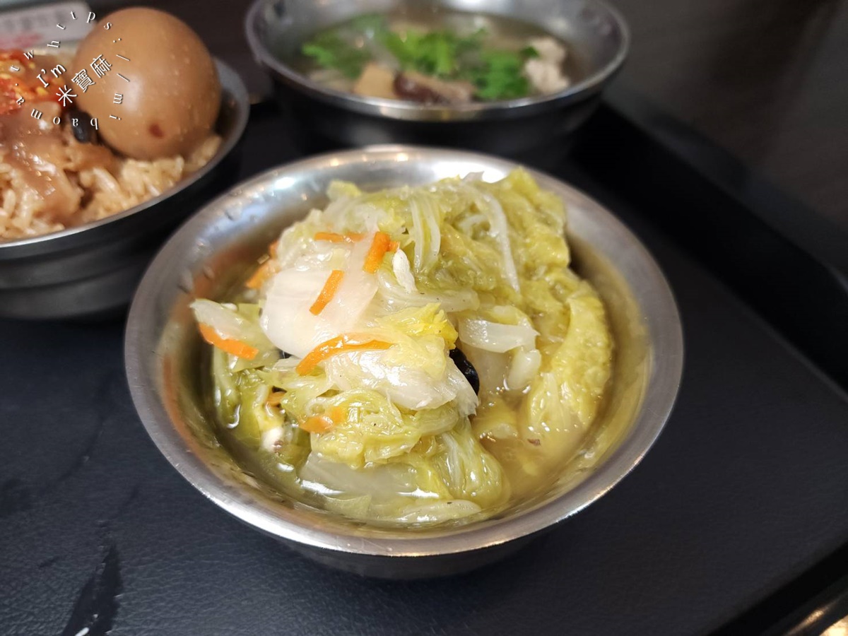 太順油飯 三陽店|三重逾在地人激推50年老字號!Q彈油飯搭滷蛋、赤肉羹,經典必吃古早味 太順油飯 三陽店|三重逾在地人激推50年老字號!Q彈油飯搭滷蛋、赤肉羹,經典必吃古早味