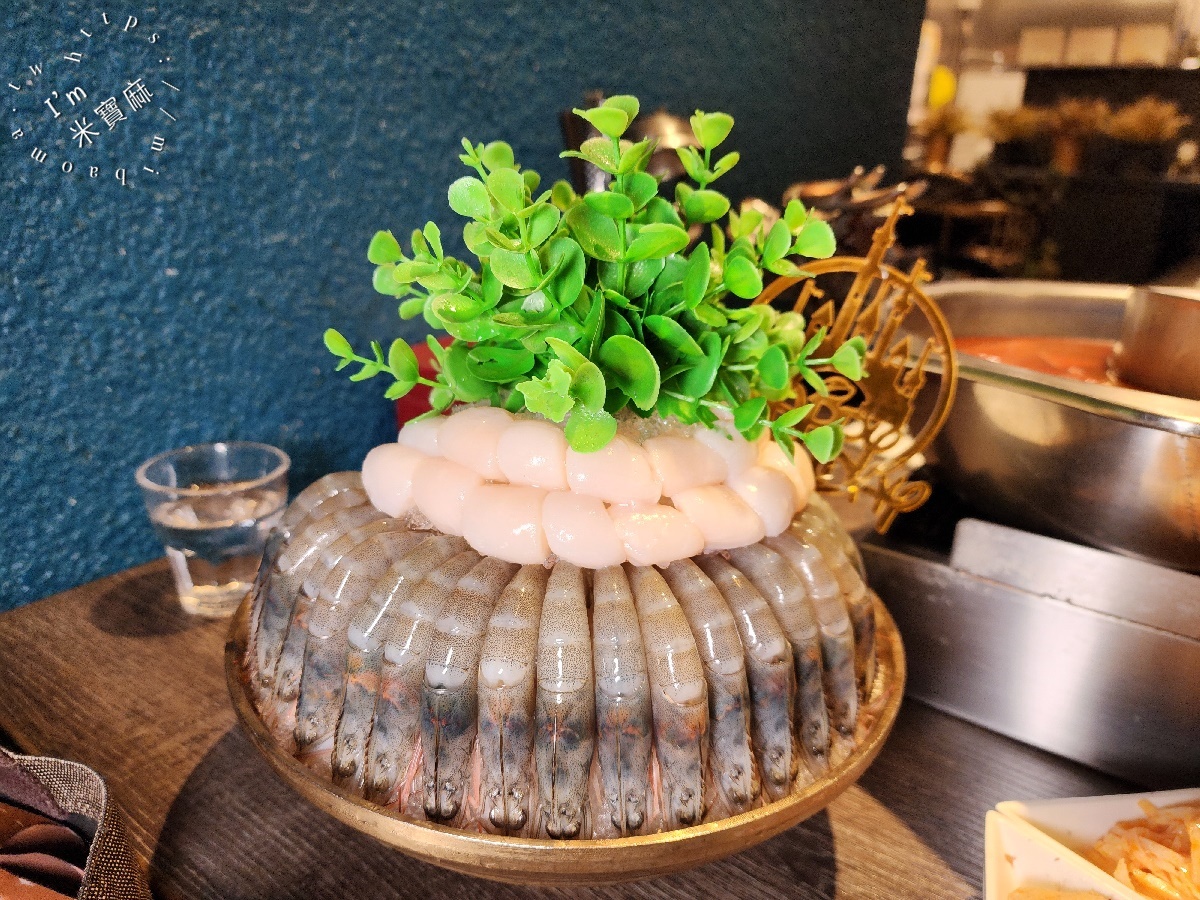 瓦法奇朵 W.麻辣BAR｜台北車站麻辣鍋新選擇！四川風味火鍋、聚餐包廂與壽星優惠全攻略