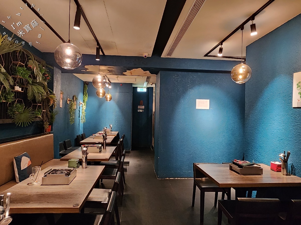 瓦法奇朵 W.麻辣BAR｜台北車站麻辣鍋新選擇！四川風味火鍋、聚餐包廂與壽星優惠全攻略