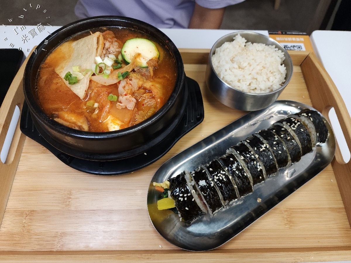 小韓室 韓食 飯捲專賣｜永和美食，飯捲拌飯鍋物，永和韓式料理CP值首選！內用還能無限續小菜！