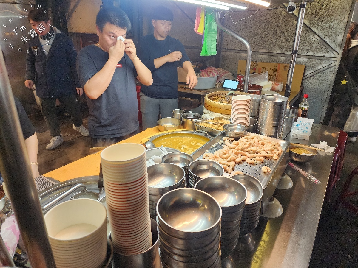 阿國蝦仁羹｜永和樂華夜市美食，蝦仁羹、炒米粉、乾麵，必吃古早味小吃！