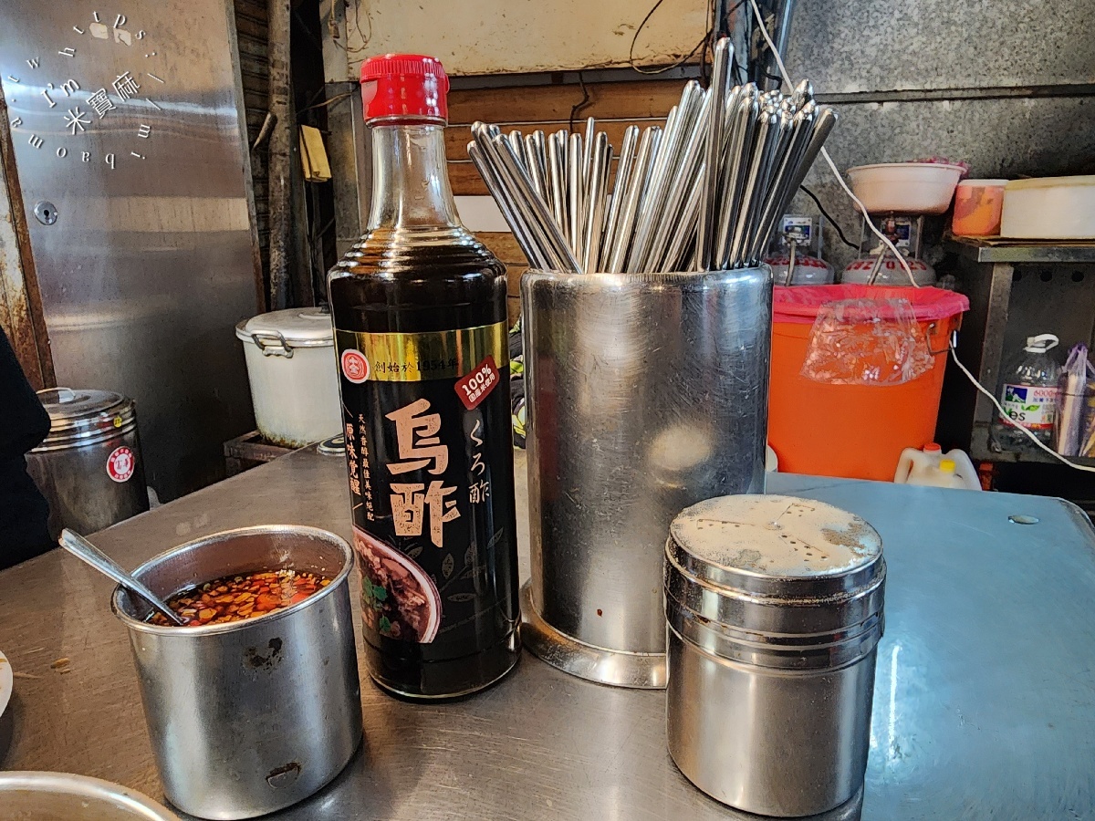 阿國蝦仁羹｜永和樂華夜市美食，蝦仁羹、炒米粉、乾麵，必吃古早味小吃！