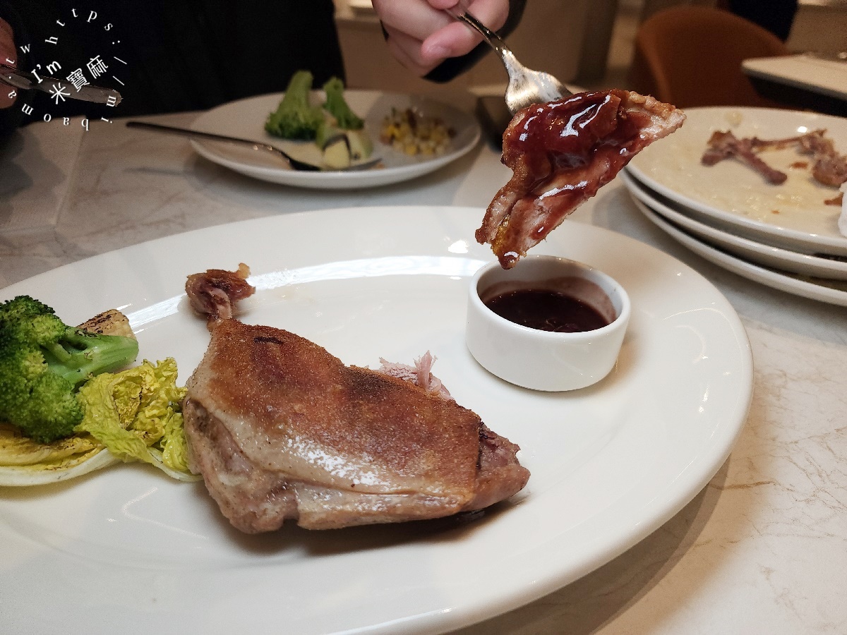 朵頤牛排 新莊宏匯店｜新莊牛排自助吧吃到飽，精緻排餐x豐盛自助吧，饗宴體驗全解析！