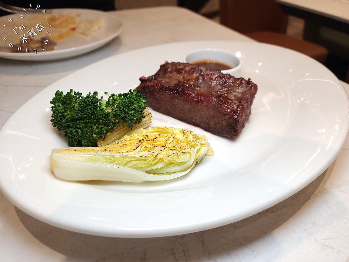 朵頤牛排 新莊宏匯店｜新莊牛排自助吧吃到飽，精緻排餐x豐盛自助吧，饗宴體驗全解析！