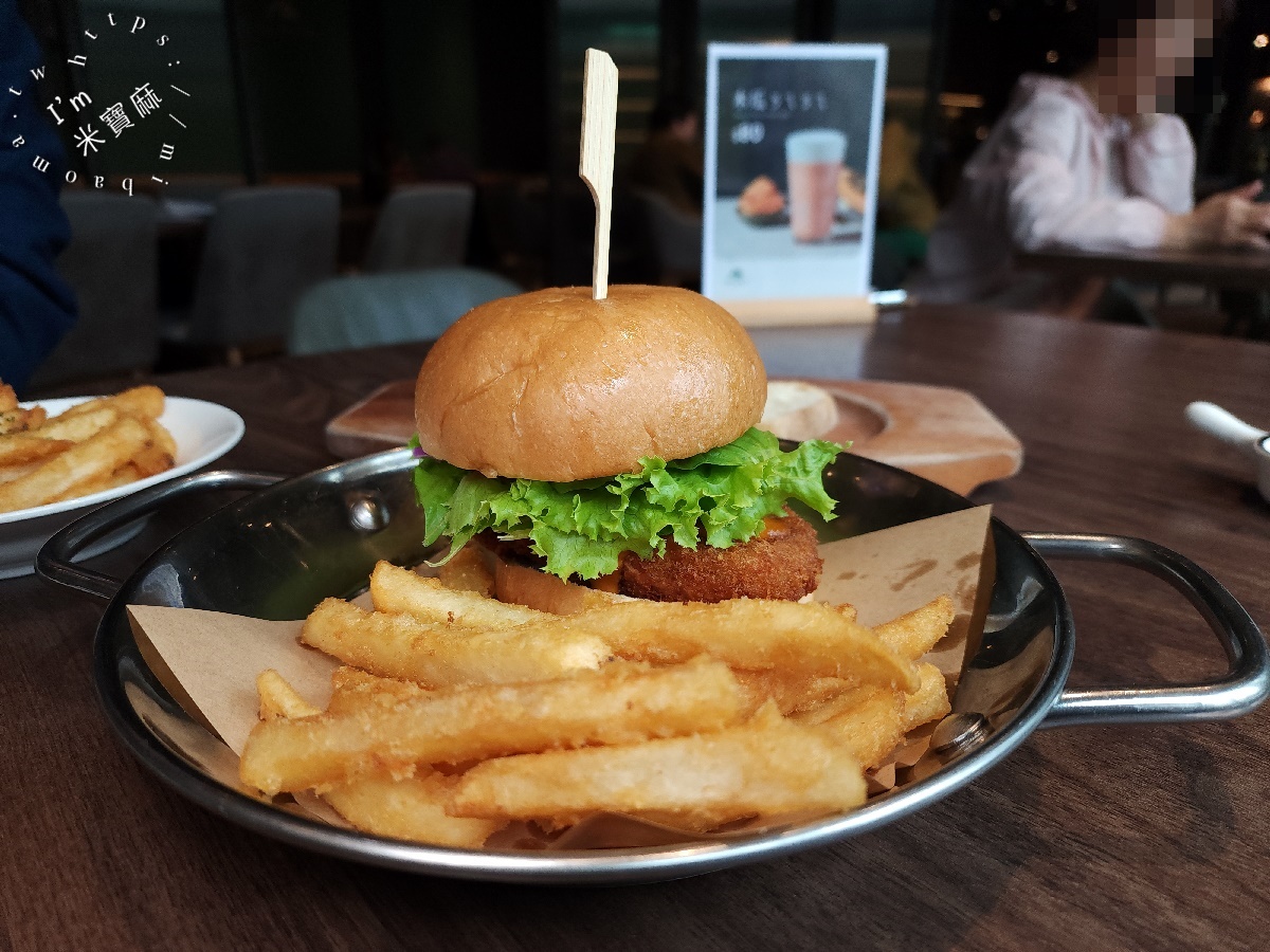 SUN BERNO光焙若蔬食｜板橋美食，質感蔬食饗宴：窯烤披薩、多國創意料理，聚餐約會首選！