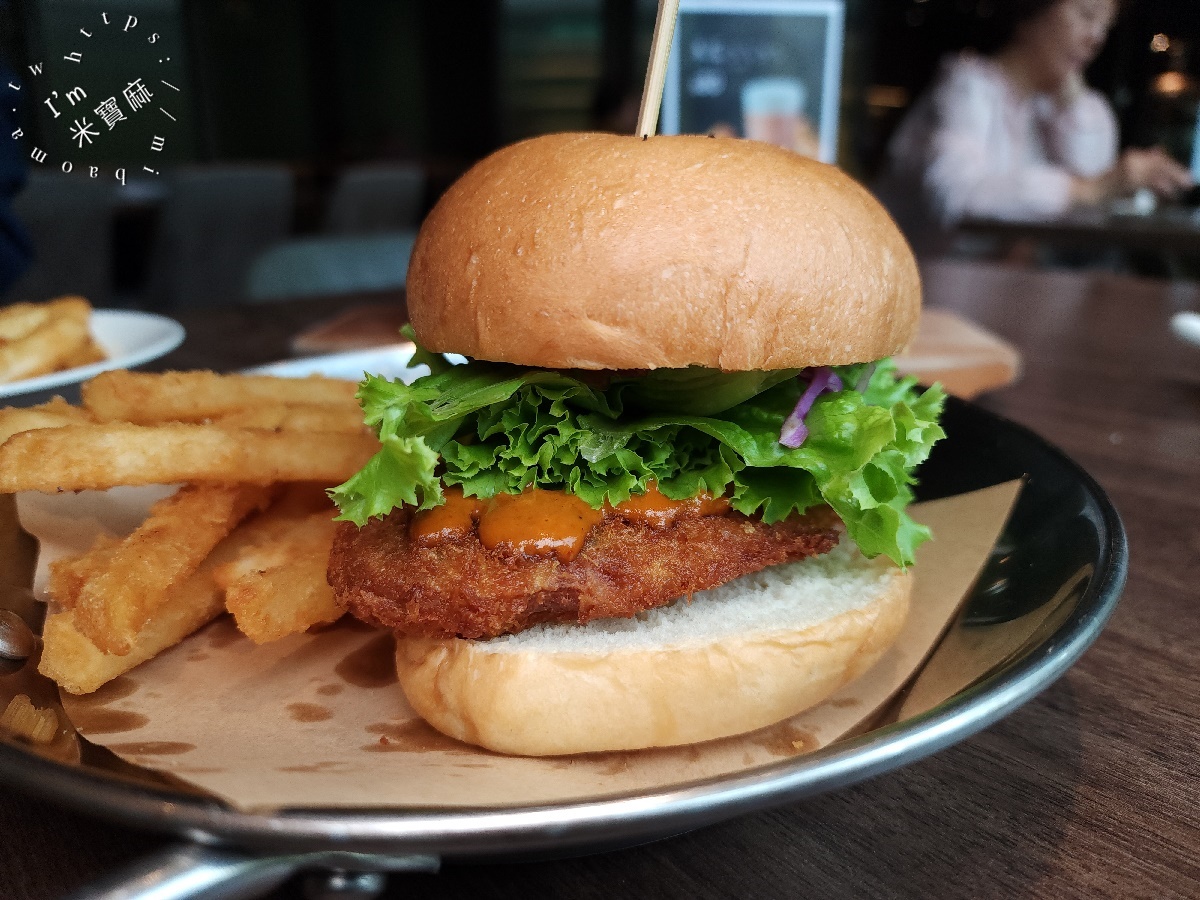 SUN BERNO光焙若蔬食｜板橋美食，質感蔬食饗宴：窯烤披薩、多國創意料理，聚餐約會首選！