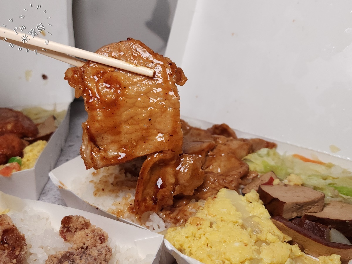鑫吉野烤肉飯｜興南夜市美食，周邊平價美食，烤肉飯、香酥排骨飯CP值破表必吃