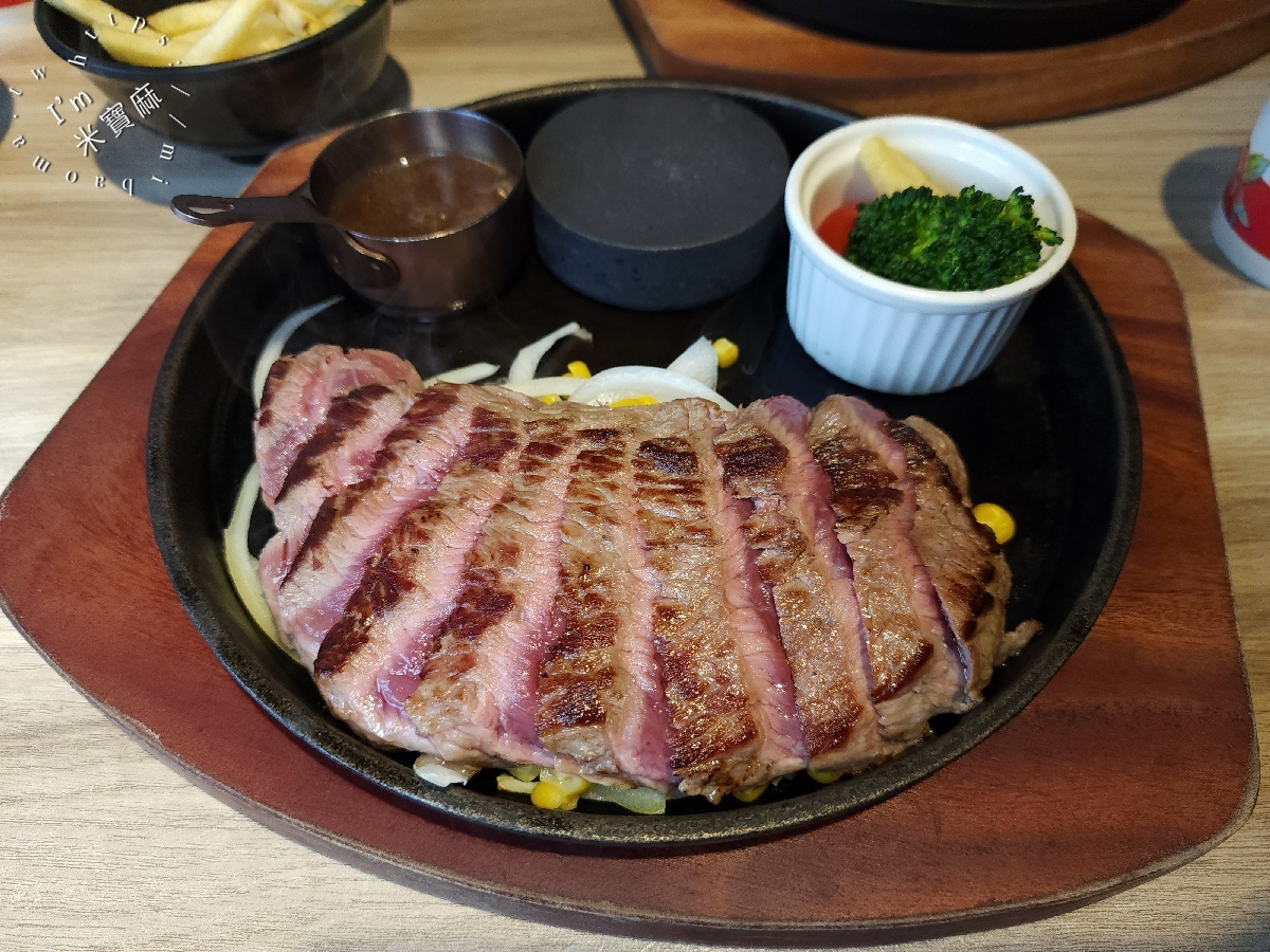 炙り庵steak 牛排 台北師大店|大安區高CP值排餐,自助吧無限享、免服務費攻略 炙り庵steak 牛排 台北師大店|大安區高CP值排餐,自助吧無限享、免服務費攻略