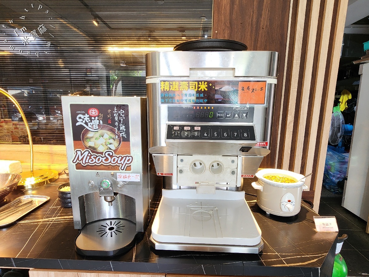 炙り庵steak 牛排 台北師大店|大安區高CP值排餐,自助吧無限享、免服務費攻略 炙り庵steak 牛排 台北師大店|大安區高CP值排餐,自助吧無限享、免服務費攻略