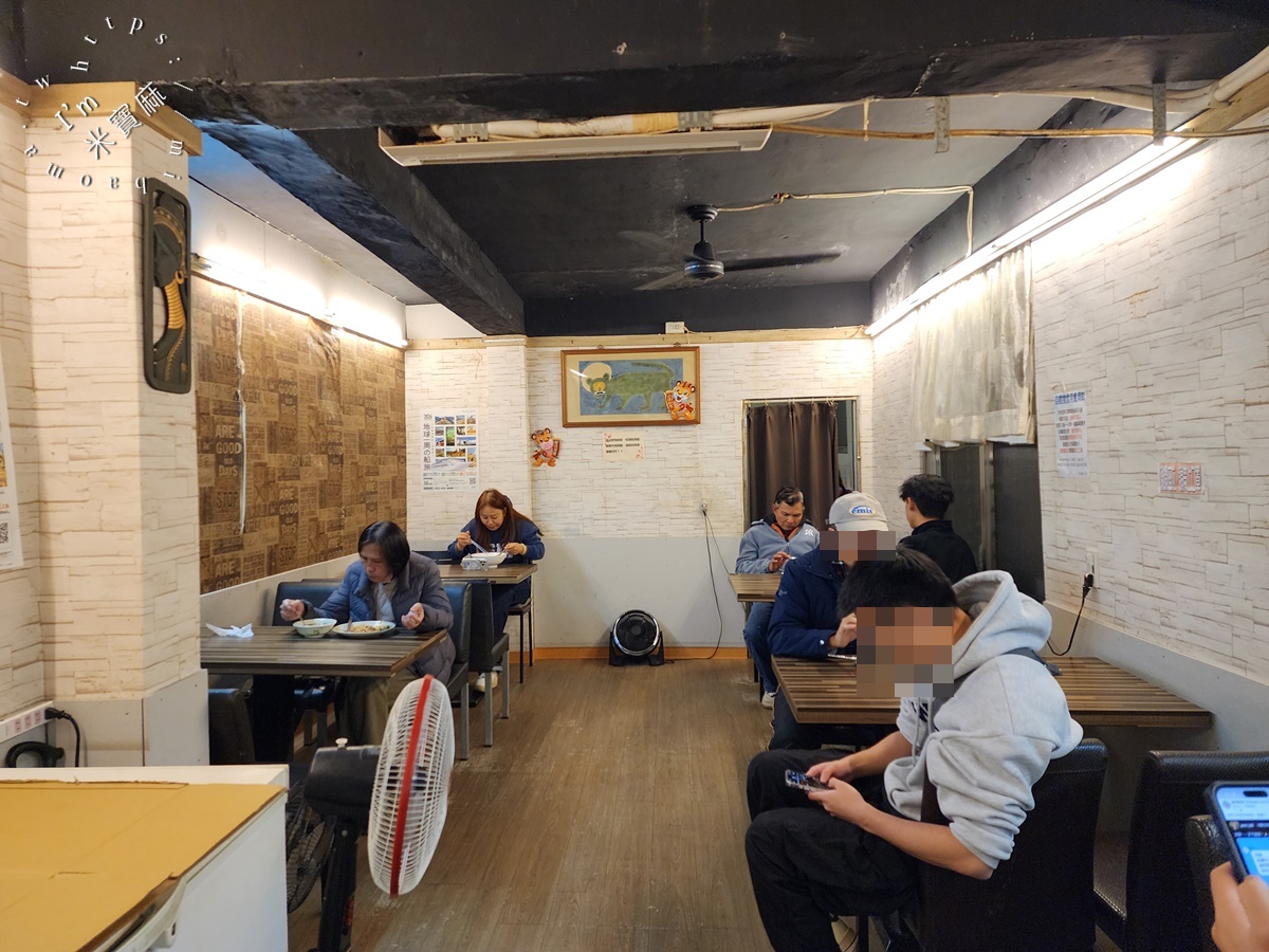 佰樹食堂|永和美食,智光商工旁排隊名店,必吃人氣炒飯、鮮肉蒸餃與特色捲餅 佰樹食堂|永和美食,智光商工旁排隊名店,必吃人氣炒飯、鮮肉蒸餃與特色捲餅