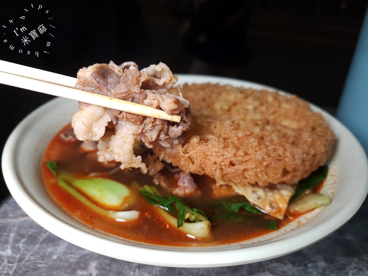 初戀螺螄粉 酸辣粉｜興南夜市美食，辣度酸度客製化，必加炸蛋、土豆絲，重慶柳州雙重享受！