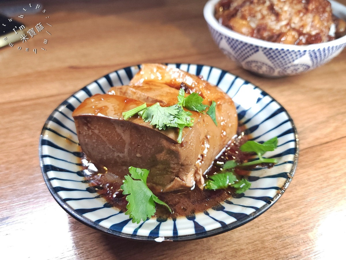 乾麵居｜桃園大溪美食，人氣爆棚的文青麵店，必點辛辣乾麵與特色小菜