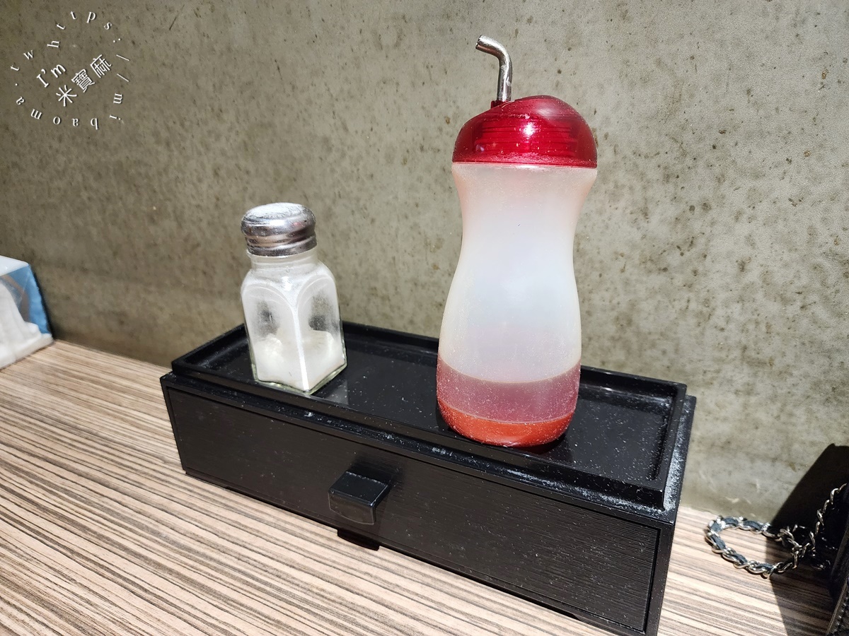 老台客食麵｜台北車站美食，台味麵食天堂，椒麻拌麵、牛肉麵必吃攻略！