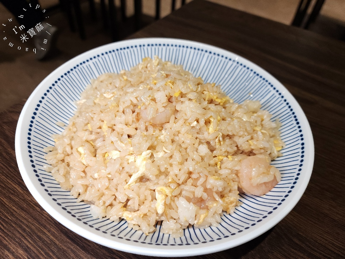 飛記炒飯之王｜板橋民權路人氣美食：粒粒分明炒飯、高CP值熱炒外帶首選！