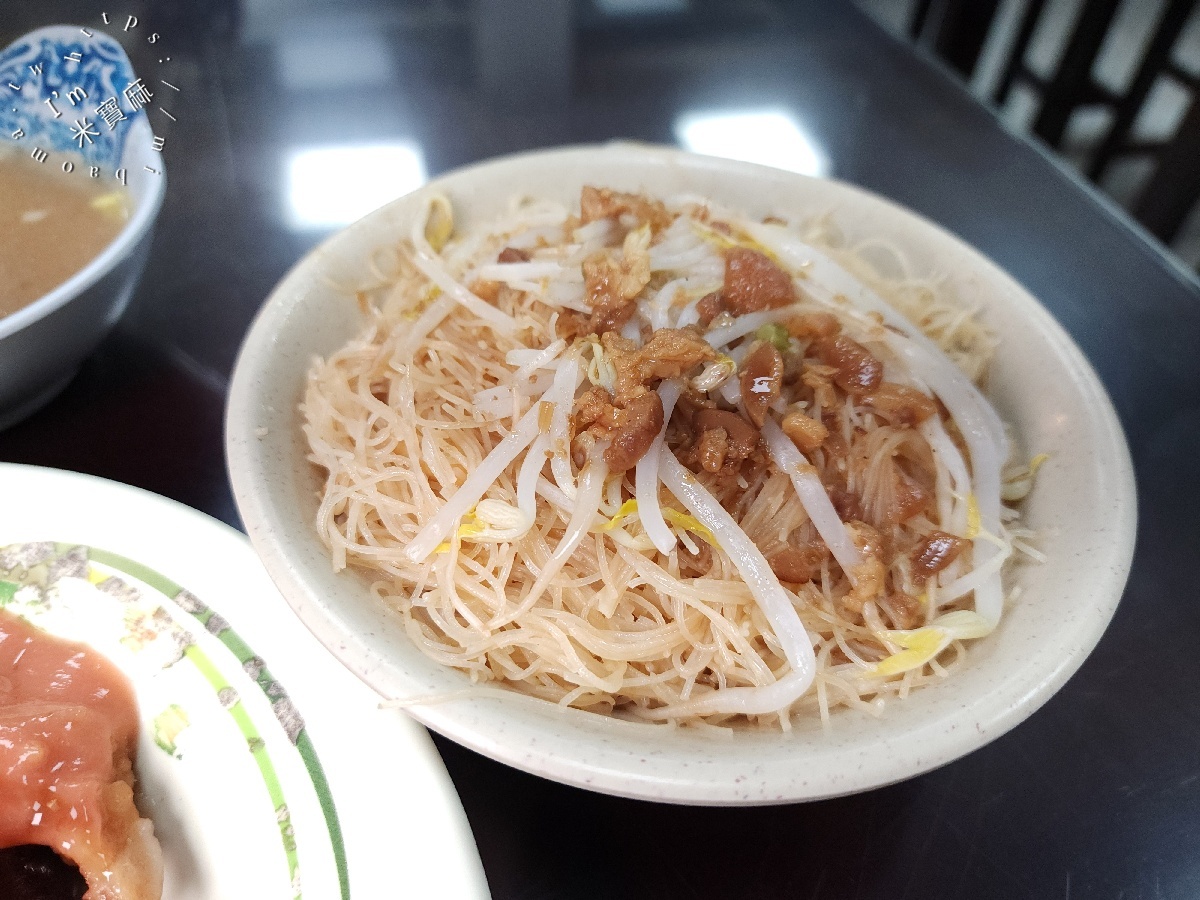 阿承阿翰黑輪攤｜中和光華街深夜食堂：暖心關東煮、古早味米糕，營業至凌晨的在地好滋味