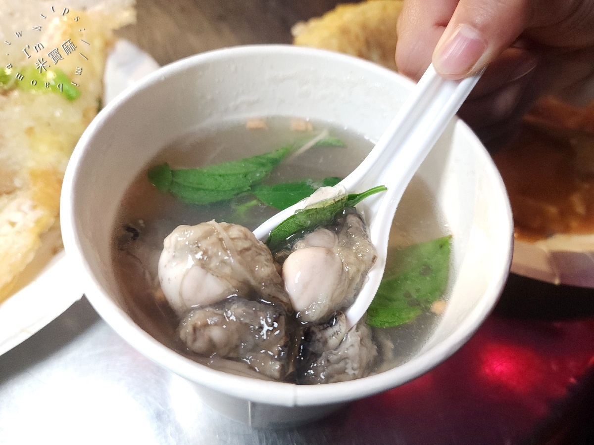 廣州街夜市脆皮蚵仔煎｜萬華美食老字號：白鍾元、500碗激推必吃，龍山寺站人氣小吃！