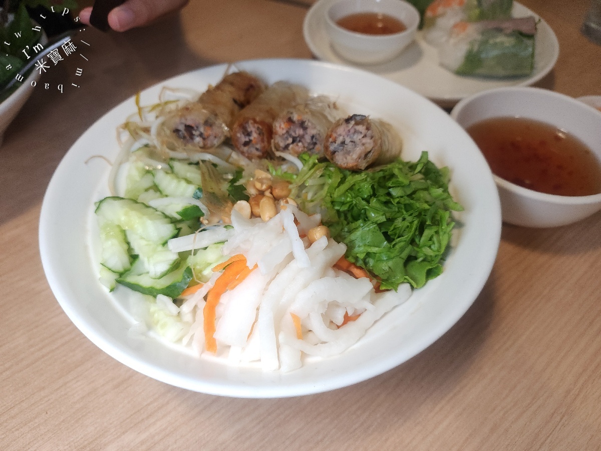 涵冰越南小館|永和美食,北越闆娘的道地家鄉味,四號公園越式料理必訪! 涵冰越南小館|永和美食,北越闆娘的道地家鄉味,四號公園越式料理必訪!