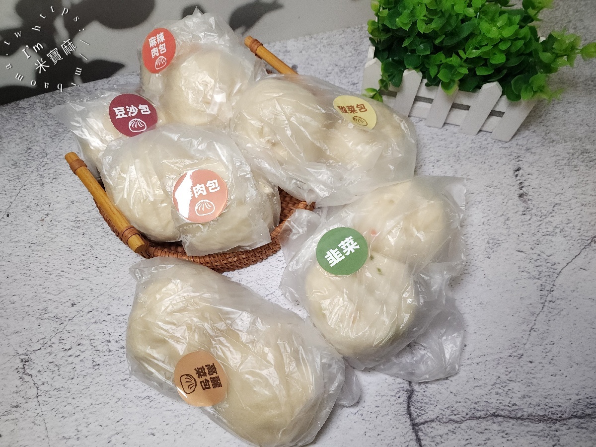 老上海包子 萬大店｜萬華美食，老麵包子Q彈多汁！必吃麻辣肉包、鮮肉包，萬華小吃宵夜正餐好選擇