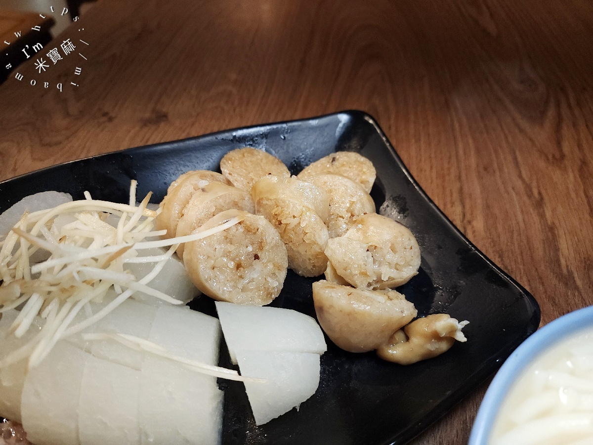 基隆美華大腸圈｜永和美食，50年手作古早味糯米腸、米粉湯、黑白切老店必吃推薦