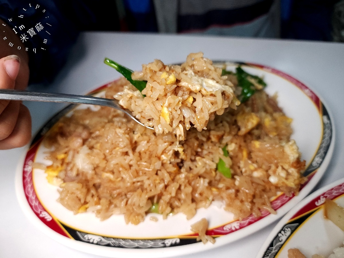 泰式小吃店｜新店美食，正宗泰國闆娘掌廚，平價美味快炒、月亮蝦餅必吃！